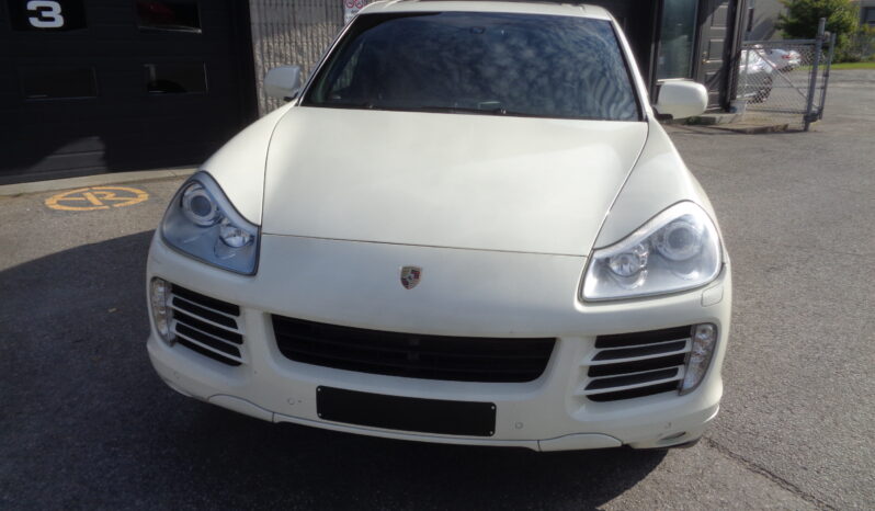 PORSCHE CAYENNE 2010 complet