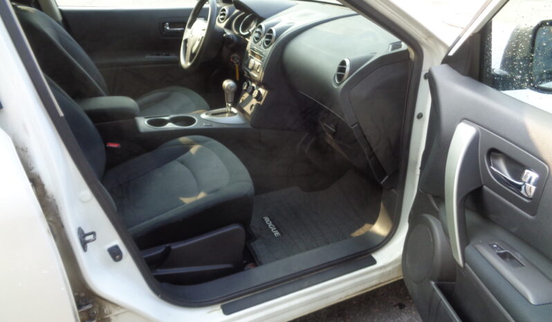 NISSAN ROGUE 4X4 2013 *** VENDU *** complet