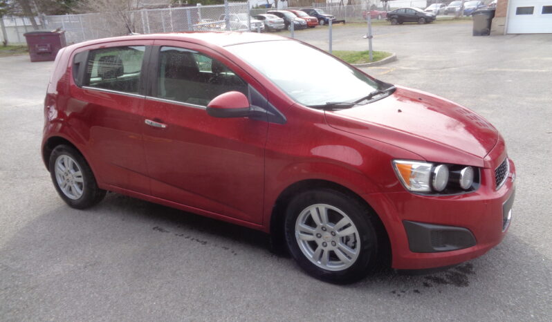 CHEVROLET SONIC LT AUTOMATIQUE *** VENDU *** complet