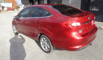 FORD FIESTA TITANIUM *** VENDU *** complet