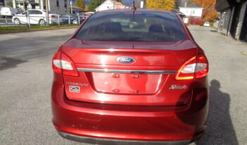 FORD FIESTA TITANIUM *** VENDU *** complet
