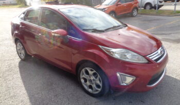 FORD FIESTA TITANIUM *** VENDU *** complet