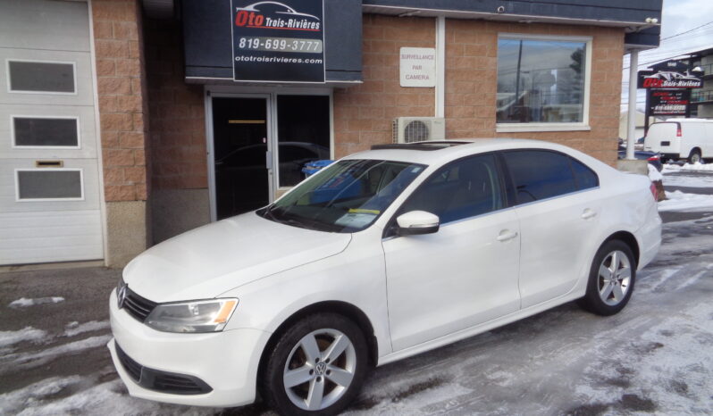 VOLKSWAGEN JETTA COMFORTLINE TSI 2014 complet