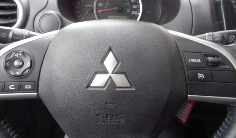 MITSUBISHI MIRAGE ES AUTOMATIQUE 2015 *** VENDU *** complet
